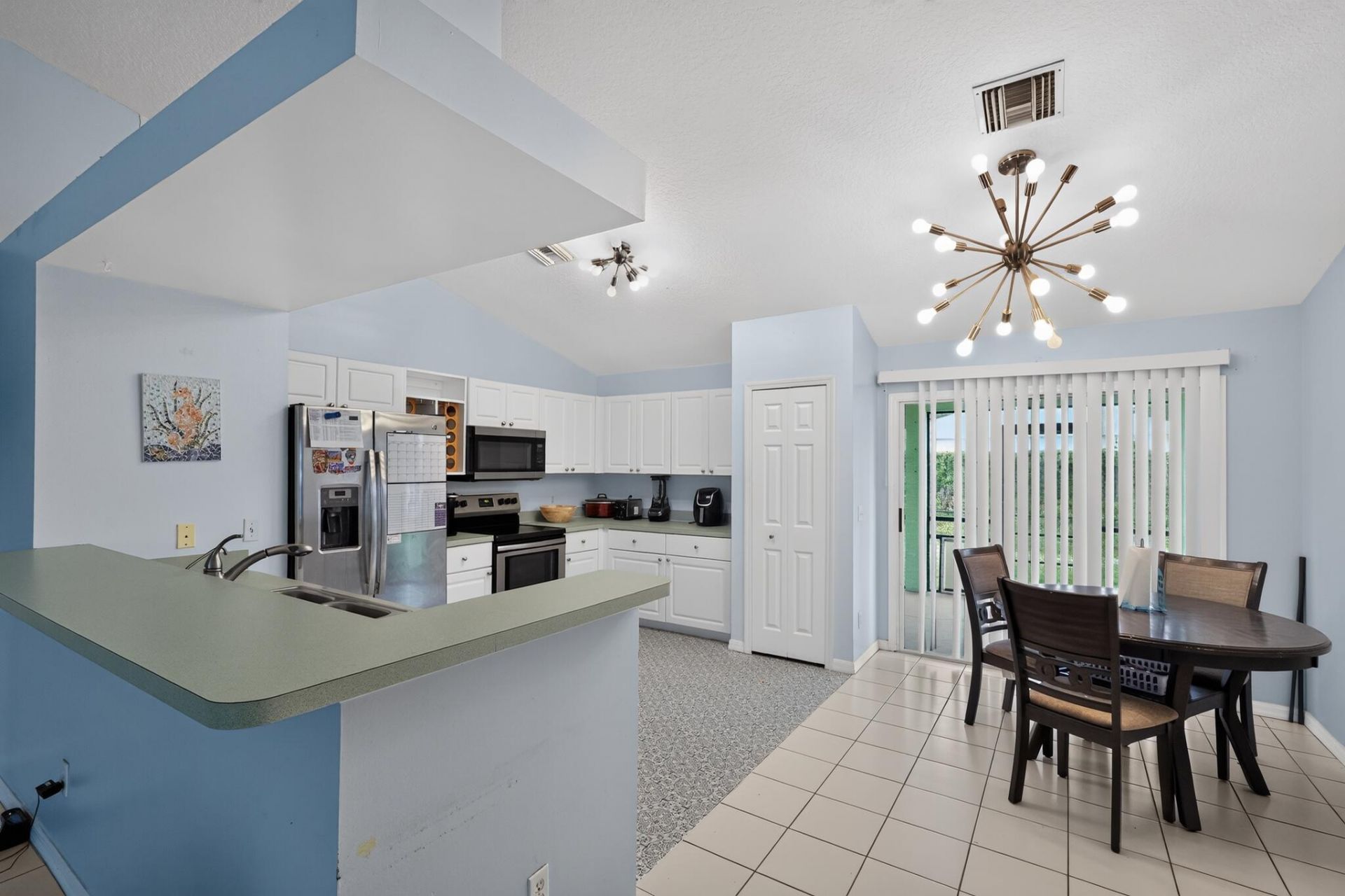 7816 100th Avenue, Vero Beach, FL 32967 Photo