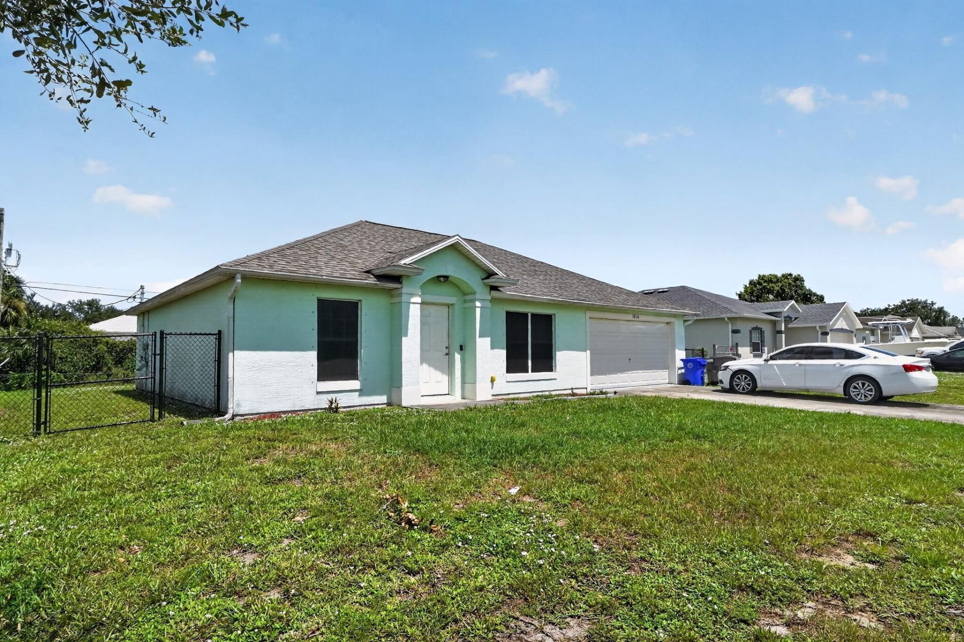 7816 100th Avenue, Vero Beach, FL 32967 Photo