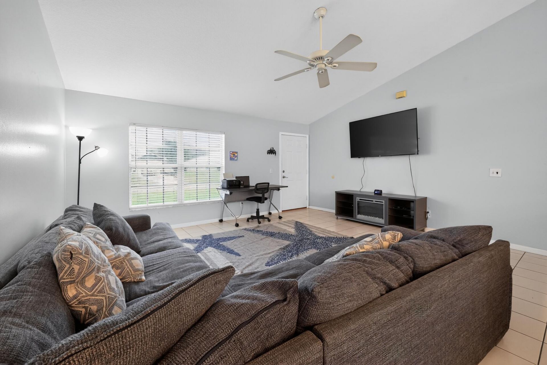 7816 100th Avenue, Vero Beach, FL 32967 Photo