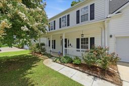 302 Lakewind Drive photo 4