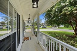 302 Lakewind Drive photo 4