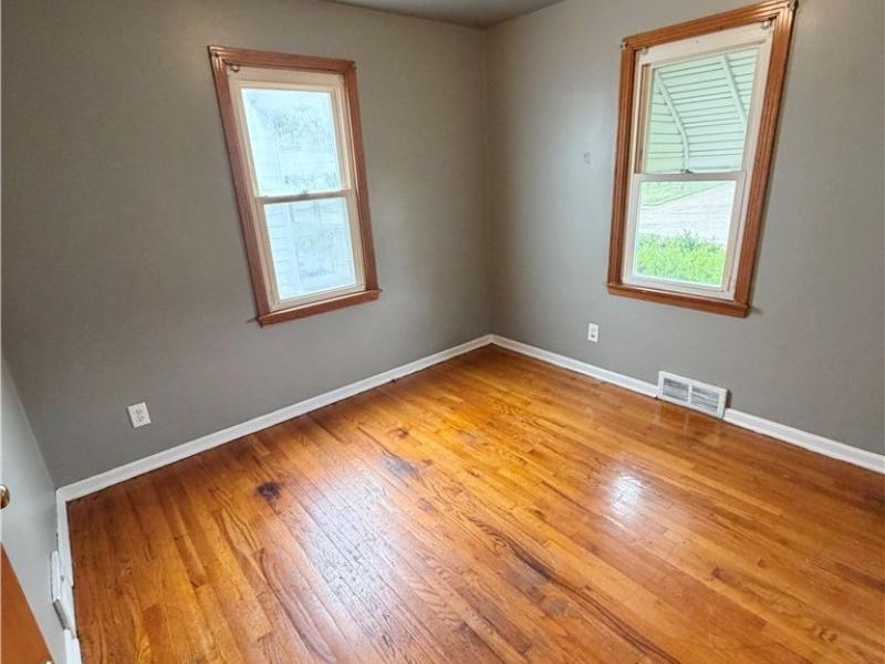 1408 E Boston Avenue, Youngstown, OH 44502 Photo 6