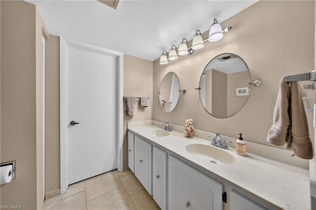 4570 Trawler Ct , Unit 102, Fort Myers, FL 33919 Photo