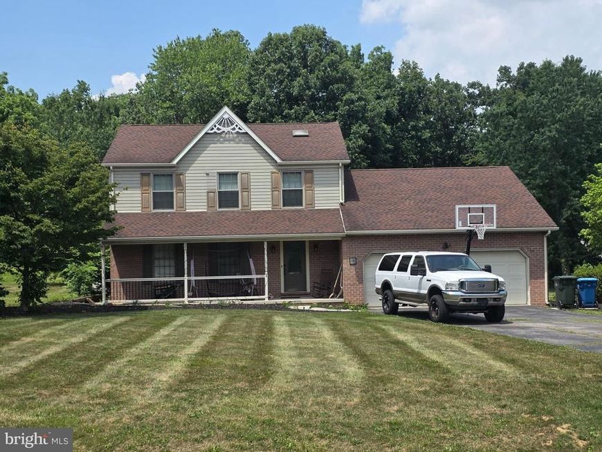 11 Longstreet Drive , East Berlin, PA 17316 Main Photo