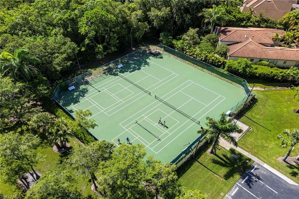 6821 Wellington Dr, Naples, FL 34109 Photo