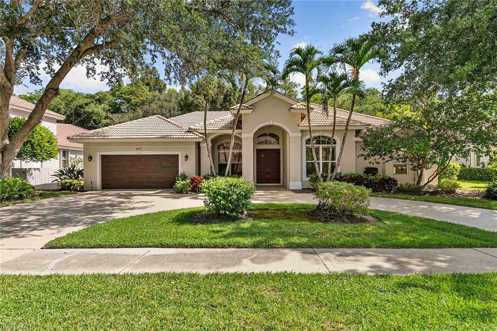 6821 Wellington Dr, Naples, FL 34109 Photo
