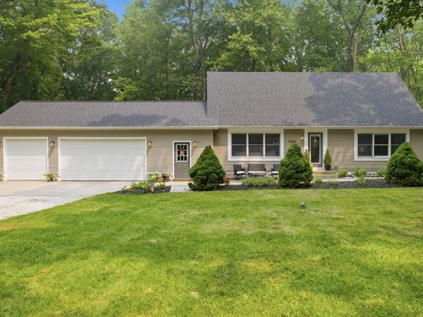 13650 148th Avenue, Grand Haven, MI 49417