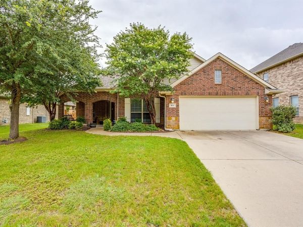 812 Valley Ridge Road, Burleson, TX 76028