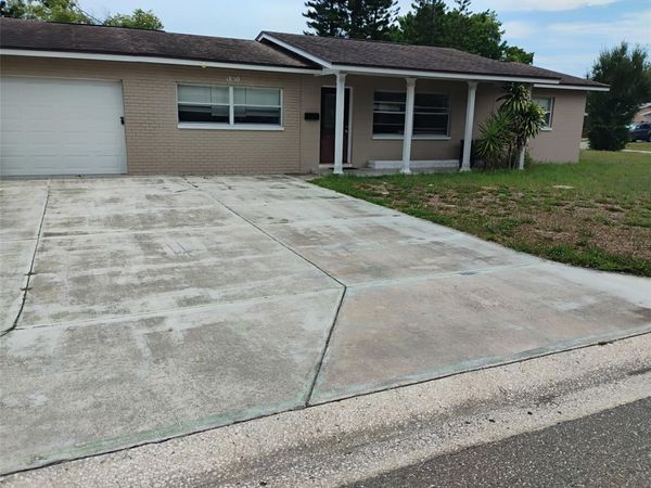 1850 57TH STREET N, ST PETERSBURG, FL 33710