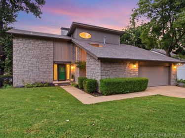 7721 S Irvington Avenue , Tulsa, OK 74136