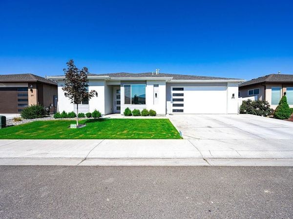 393 Wind River Drive, Grand Junction, CO 81504
