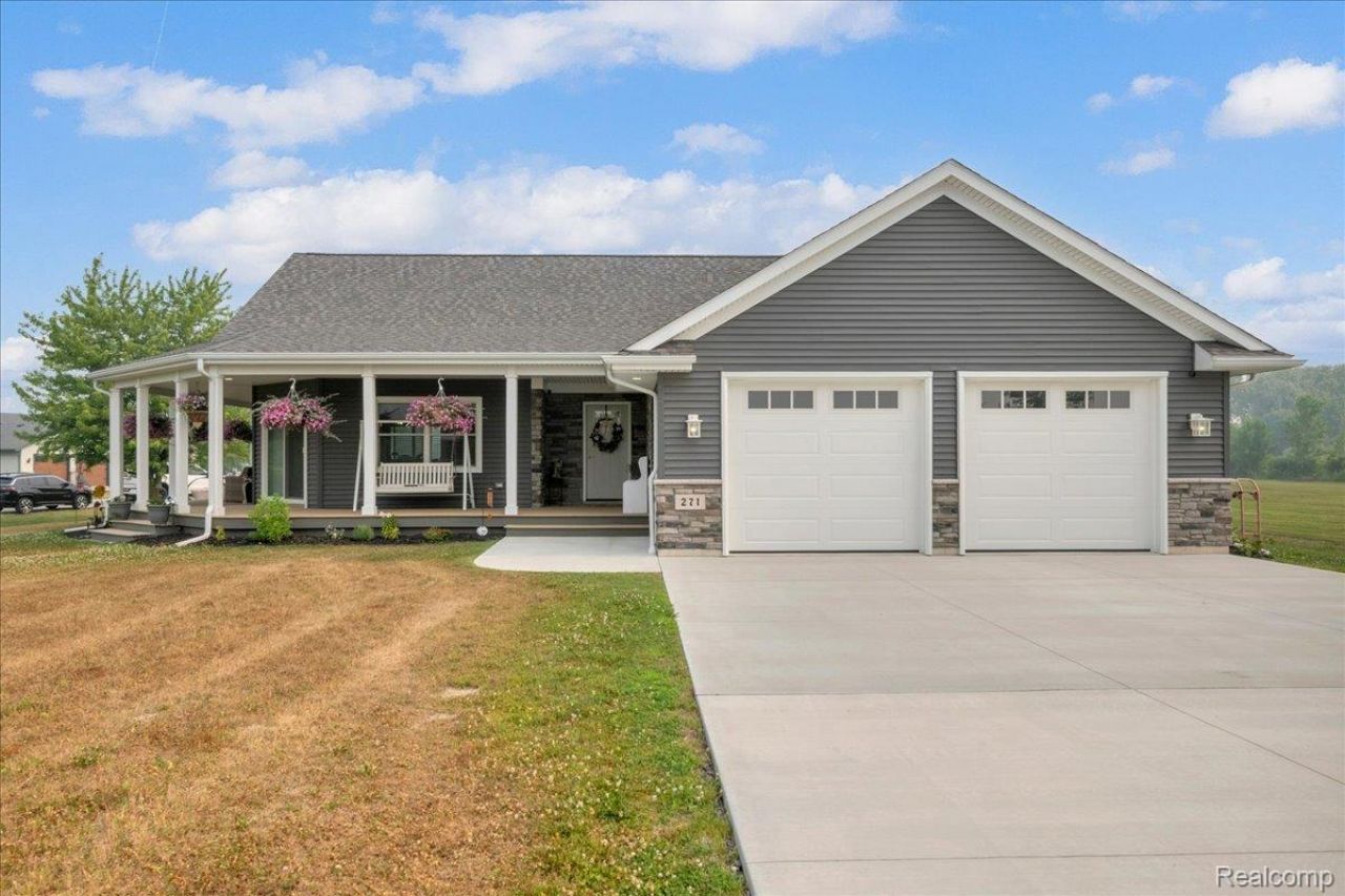 271 E Harrington Road, Lexington Township, Mi 48422 Main Photo
