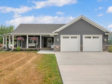 271 E Harrington Road, Lexington Township, Mi 48422