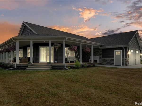 271 E Harrington Road, Lexington Twp, MI 48422