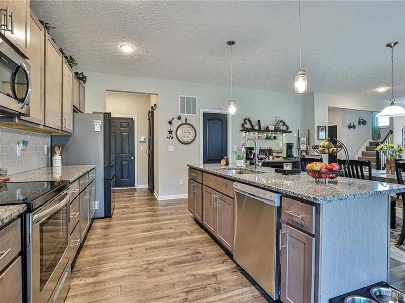 1223 Waterbury Drive, Franklin, OH 45005 Photo 18