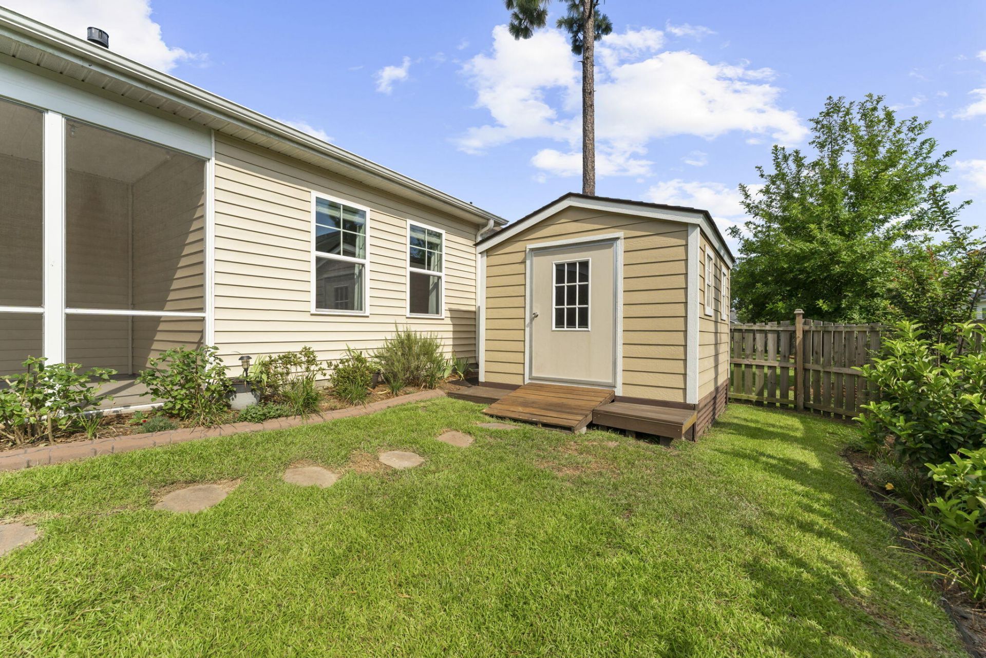 2511 Hummingbird Lane Photo 45