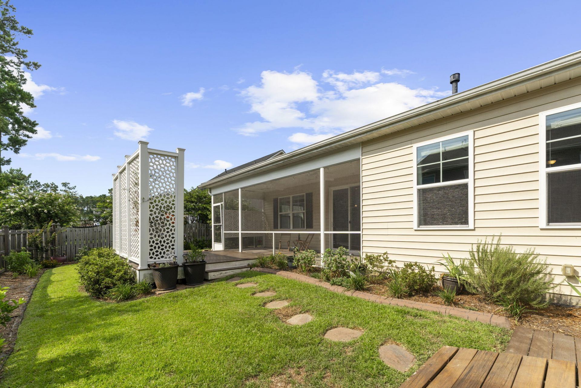 2511 Hummingbird Lane Photo 45