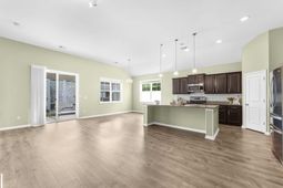 2511 Hummingbird Lane photo 4