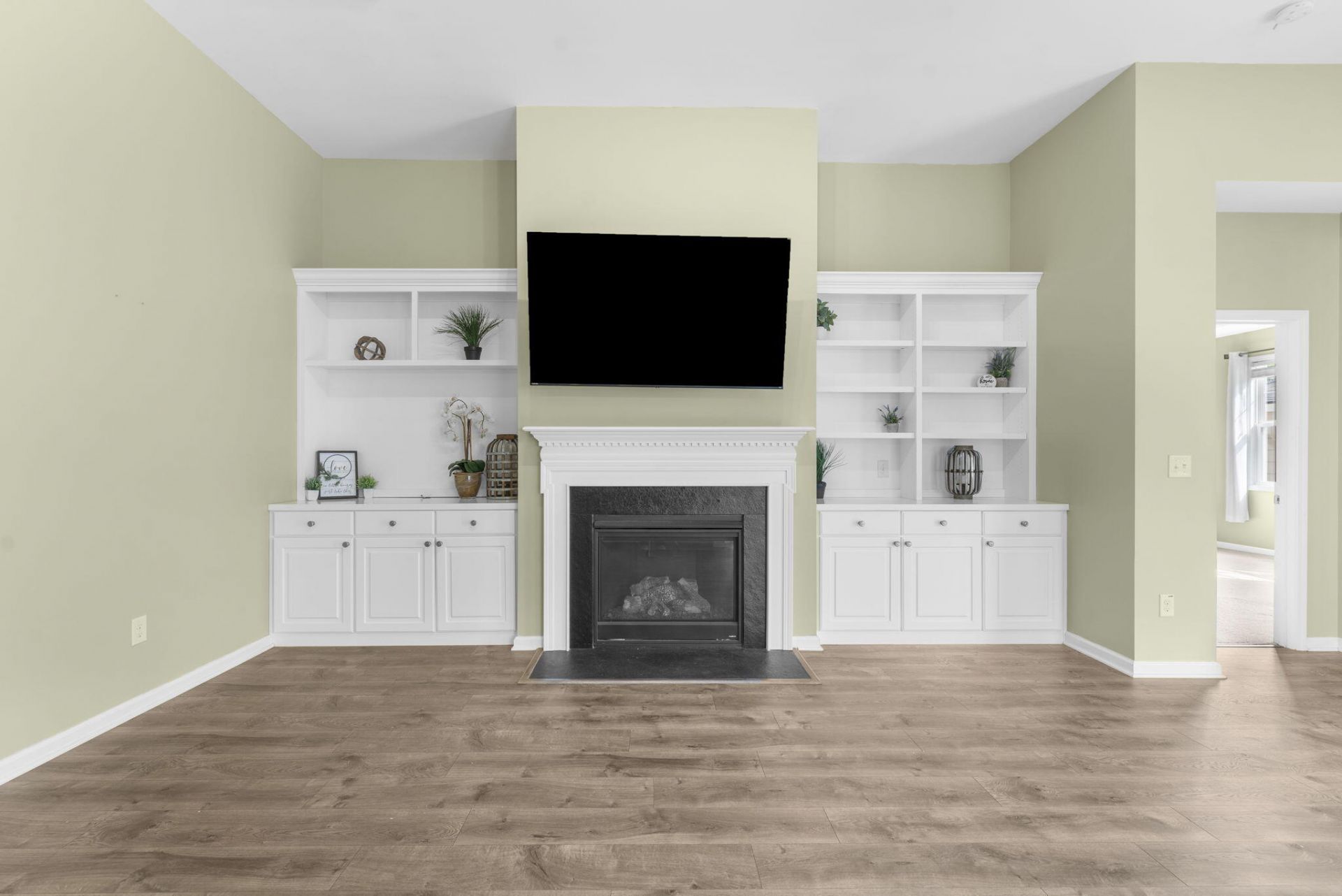 2511 Hummingbird Lane Photo 8