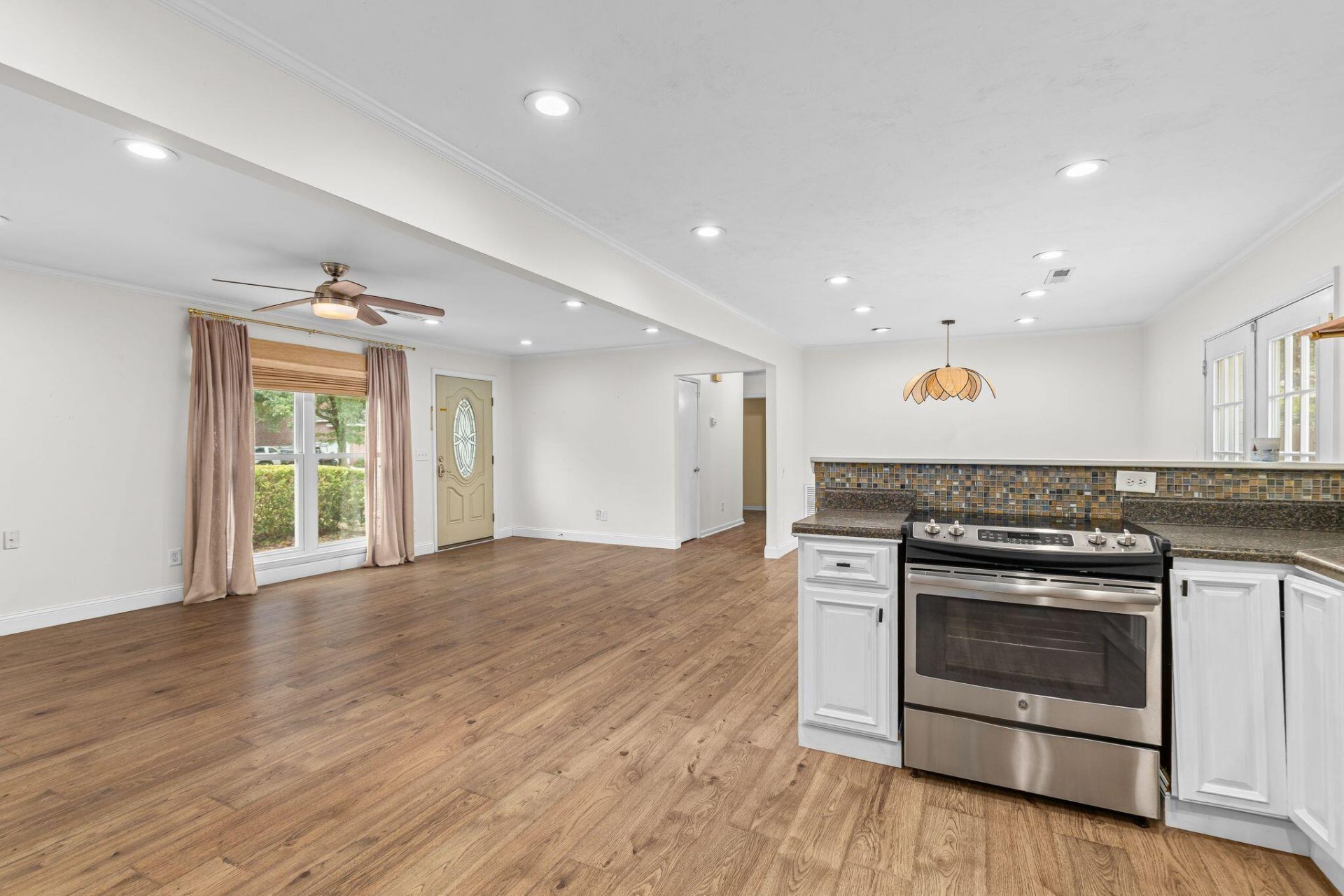 2482 Flamingo Drive Photo 9