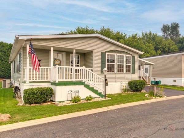 269 Forestview Drive , Crystal Lake, IL 60014