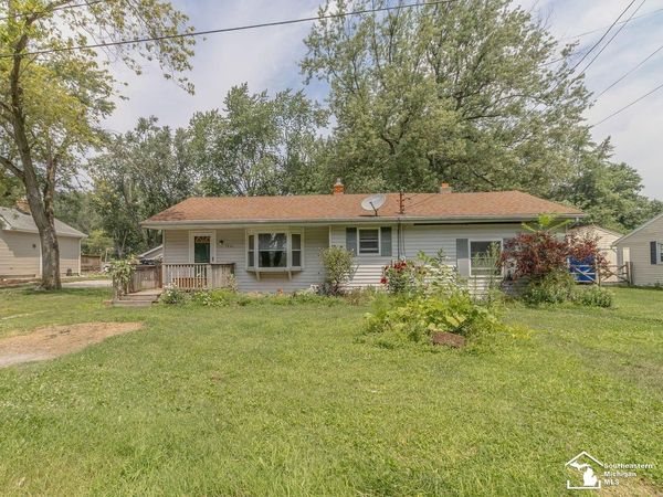 3840 W Erie Road, Temperance, MI 48182