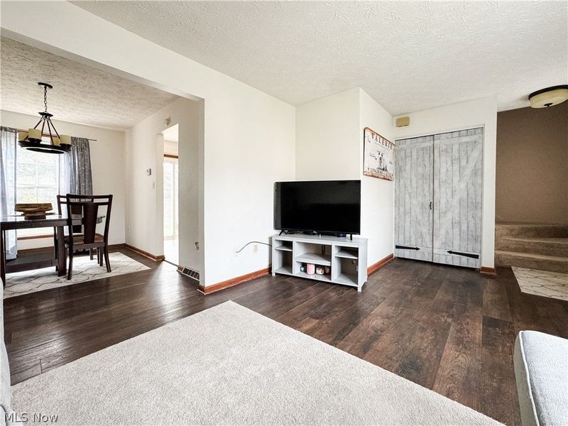 536 Austin Drive, Unit F, Barberton, OH 44203 Photo 4