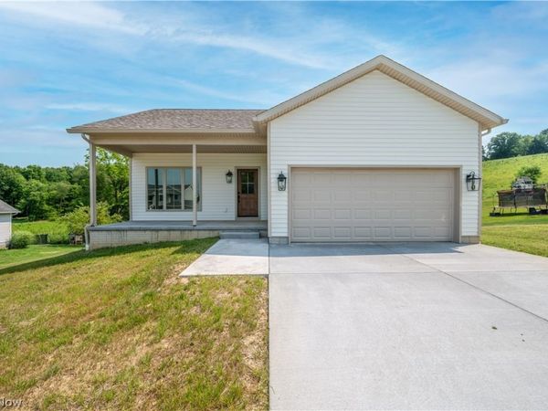 115 Hillside Drive , East Palestine, OH 44413
