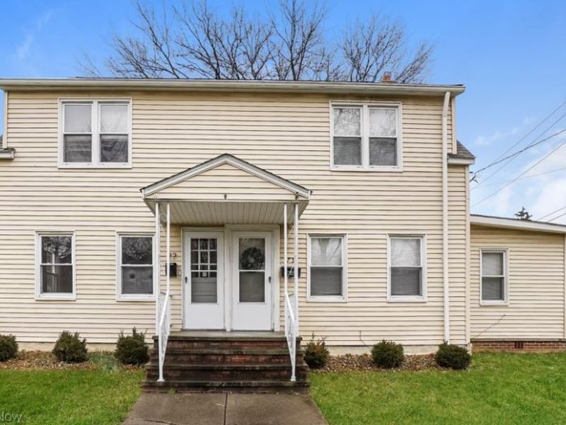 77 E Bridge Street, Berea, OH 44017 Photo 1