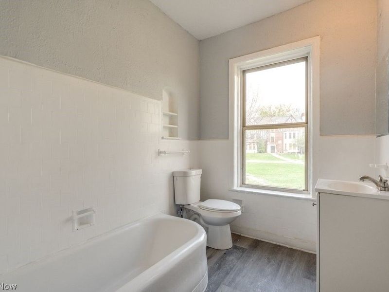 2840 S Moreland Boulevard, Cleveland, OH 44120 Photo 29