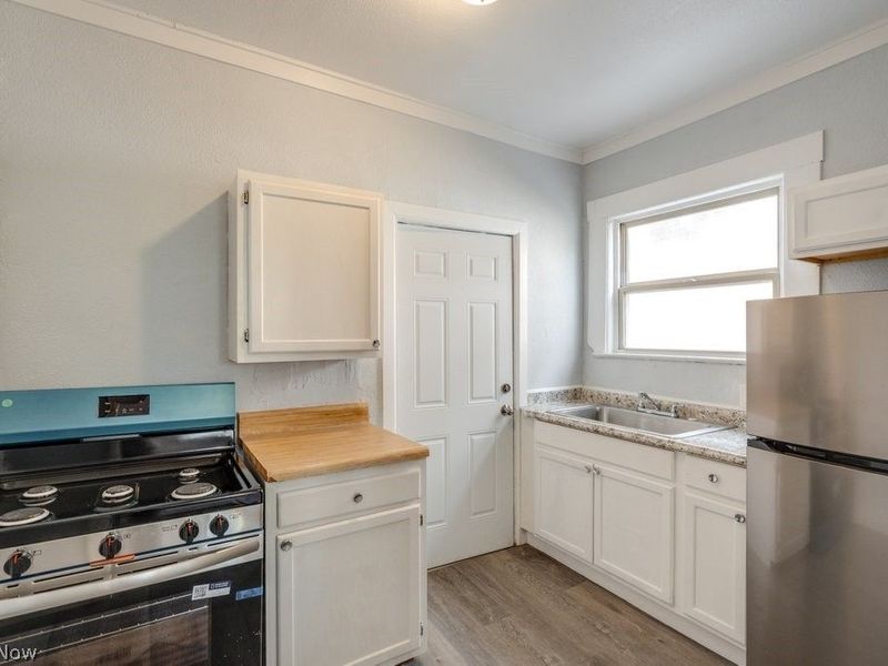 2840 S Moreland Boulevard, Cleveland, OH 44120 Photo 3