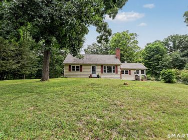 94 Jackson , Sharon, CT 06069