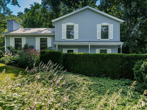 203 S ULSTER, CHERRY VALLEY, IL 61016