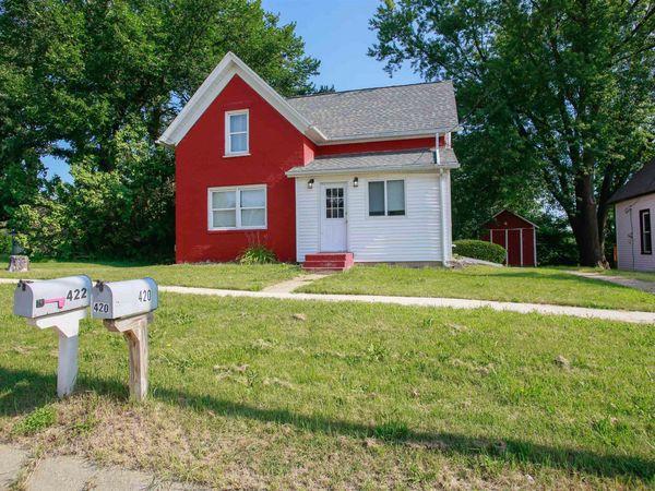 422 Hubbard Street, WINSLOW, IL 61089