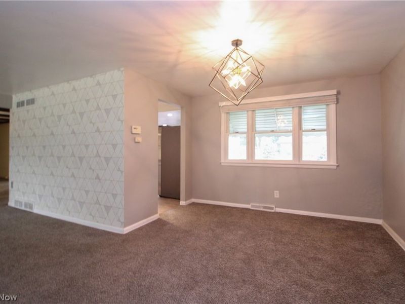 2985 Heatherbrae Drive, Youngstown, OH 44514 Photo 6
