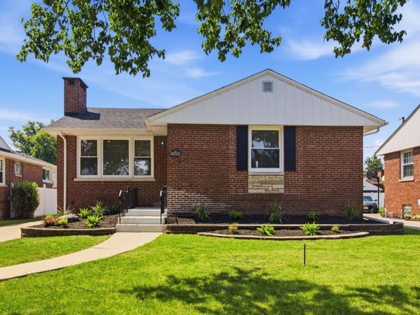 10251 Kent Street , Westchester, IL 60154