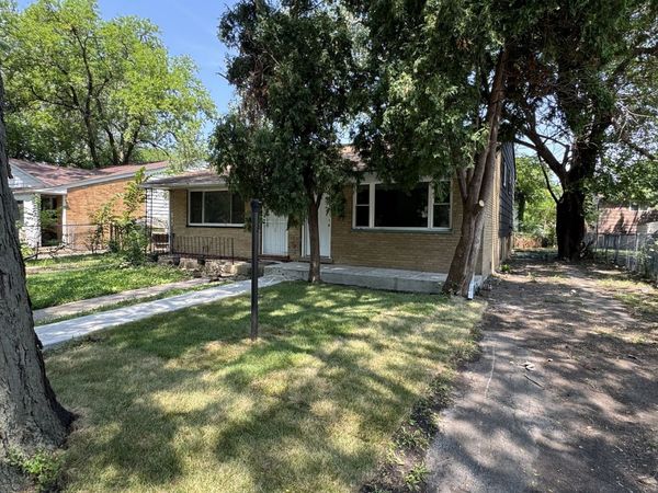 940 W 116th Place , Chicago, IL 60643