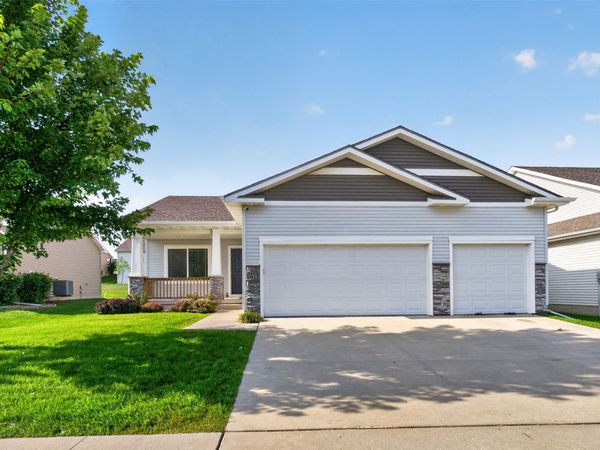 1617 12th Street SE, Altoona, IA 50009