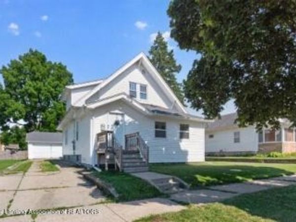 733 Loomis Street, Jackson, MI 49202