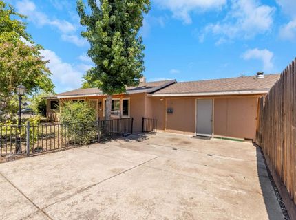 4010 Cedar St, Rocklin, CA 95677 Photo