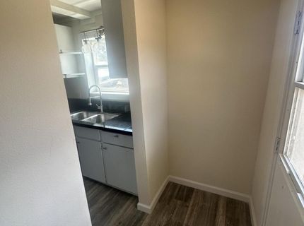 145 Heindel Road, Reno, NV 89506 Photo