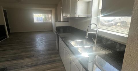 145 Heindel Road, Reno, NV 89506 Photo