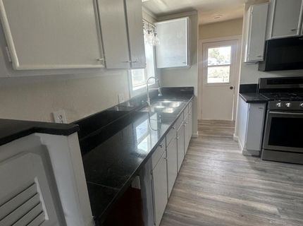 145 Heindel Road, Reno, NV 89506 Photo