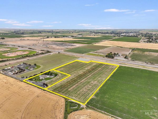3962 N 2405 E, Filer, ID 83301
