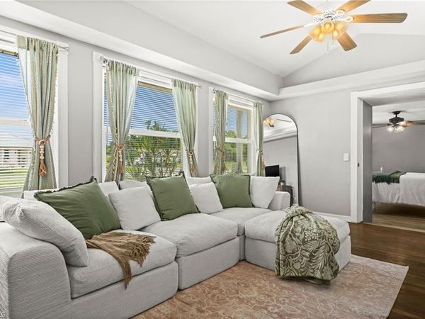 12071 Palm DR, FORT MYERS, FL 33908
