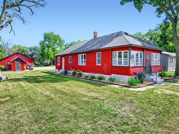 1211 3rd Street E, Hastings, MN 55033