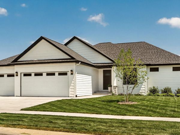 4440 Cassidy Ridge Drive NE, Rochester, MN 55906