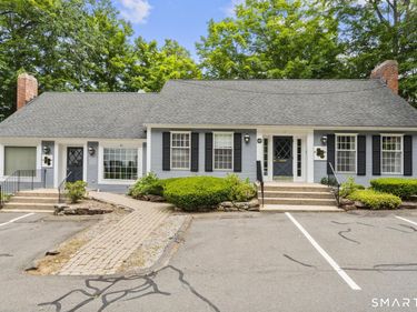 45 West Main, Avon, CT 06001