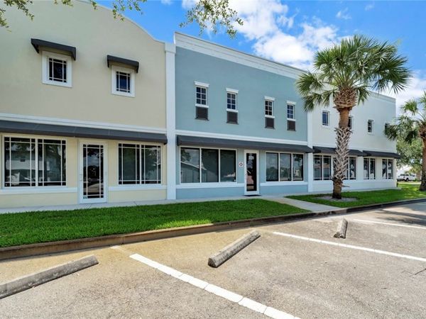 2220 12th Avenue, Unit D3, Vero Beach, FL 32960