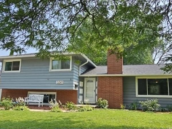 3241 S CLAY STREET, Green Bay, WI 54301